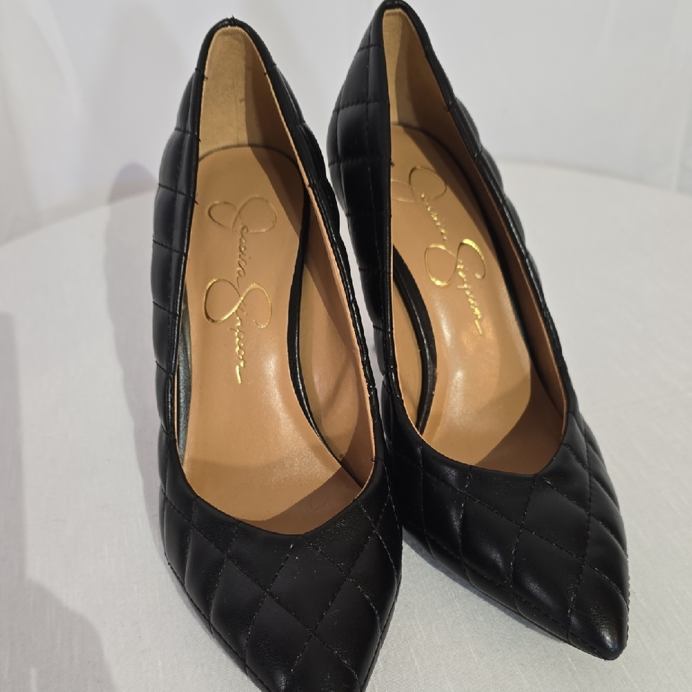 Jessica Simpson Black Quilted Heels